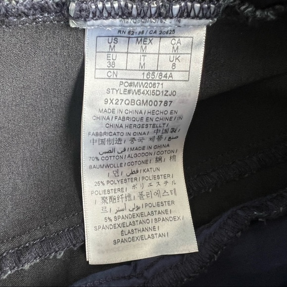 LIKE NEW! Guess Blue Denim Jacket with Gold Hardware - Picture 5 of 9